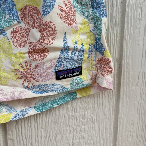 Patagonia Barely Baggies 2.5" Shorts Women's Large Channeling Spring Outdoor - Picture 3 of 12